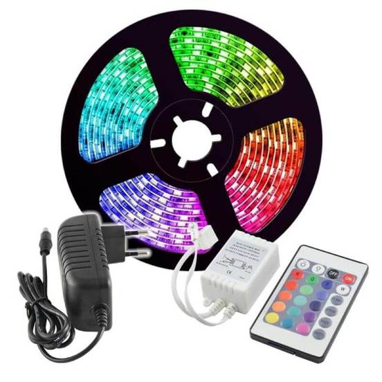 Bandă LED RGB 5m cu Telecomandă 24 Butoane și Alimentare 12V Imagine principală a produsului